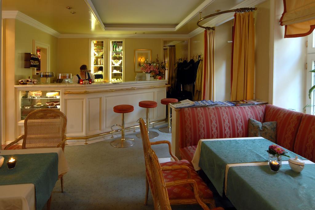 Hotel Buerger Palais อันส์บาห์ ภายนอก รูปภาพ